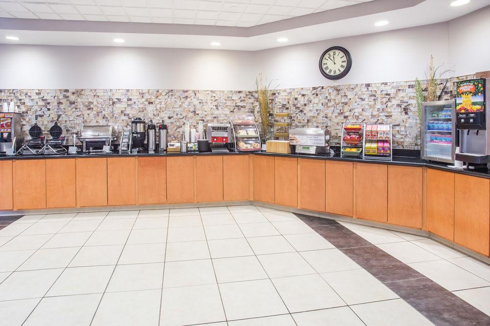 Best Western Plus Champaign/Urbana Inn Buitenkant foto