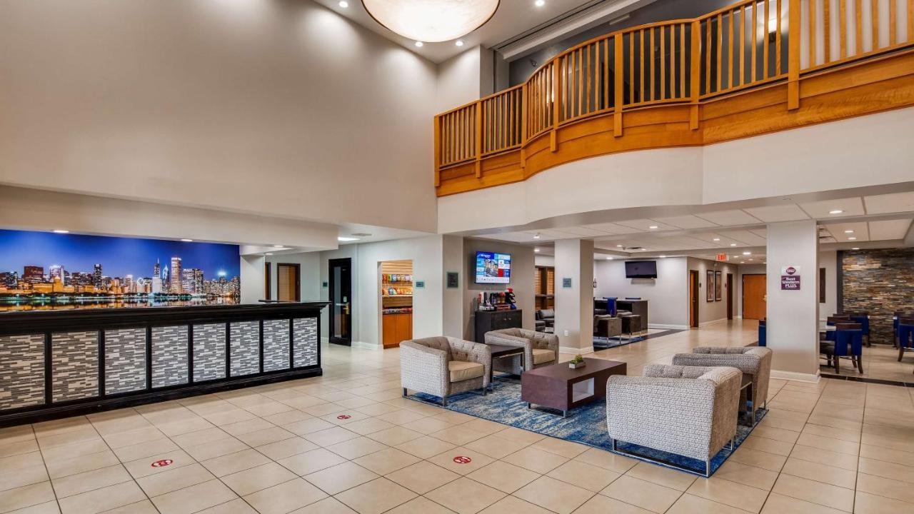 Best Western Plus Champaign/Urbana Inn Buitenkant foto